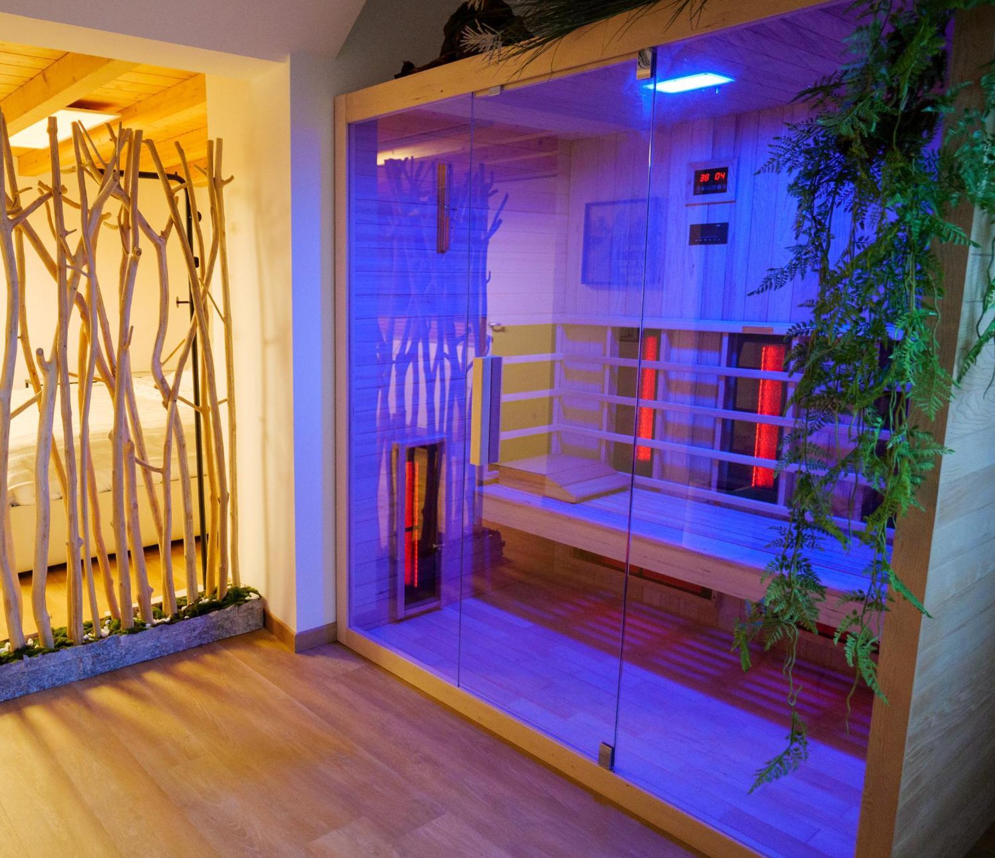 Luxe & Central Haven - Jacuzzi, Sauna, Steam, Private Parking Côme Extérieur photo