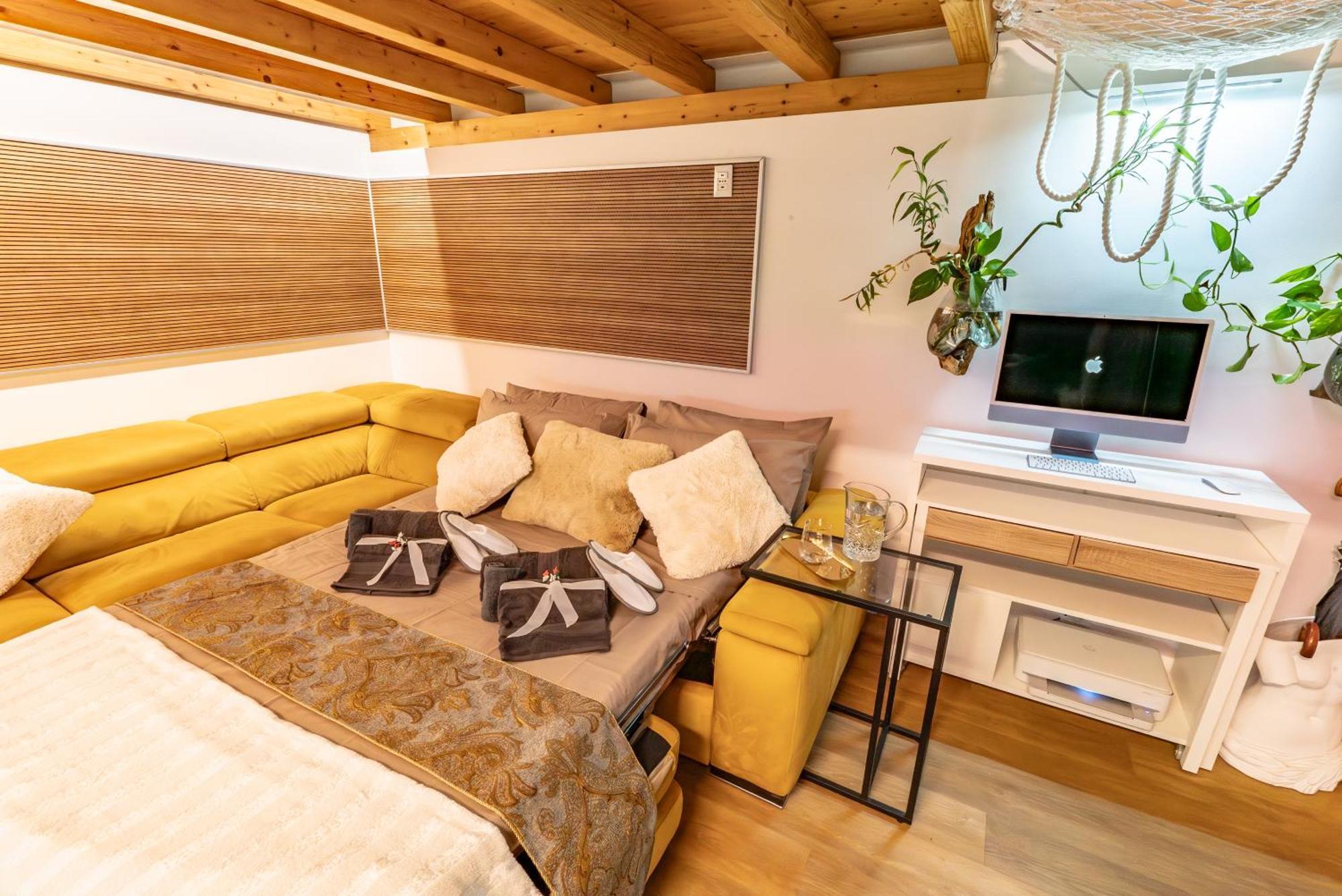 Luxe & Central Haven - Jacuzzi, Sauna, Steam, Private Parking Côme Extérieur photo