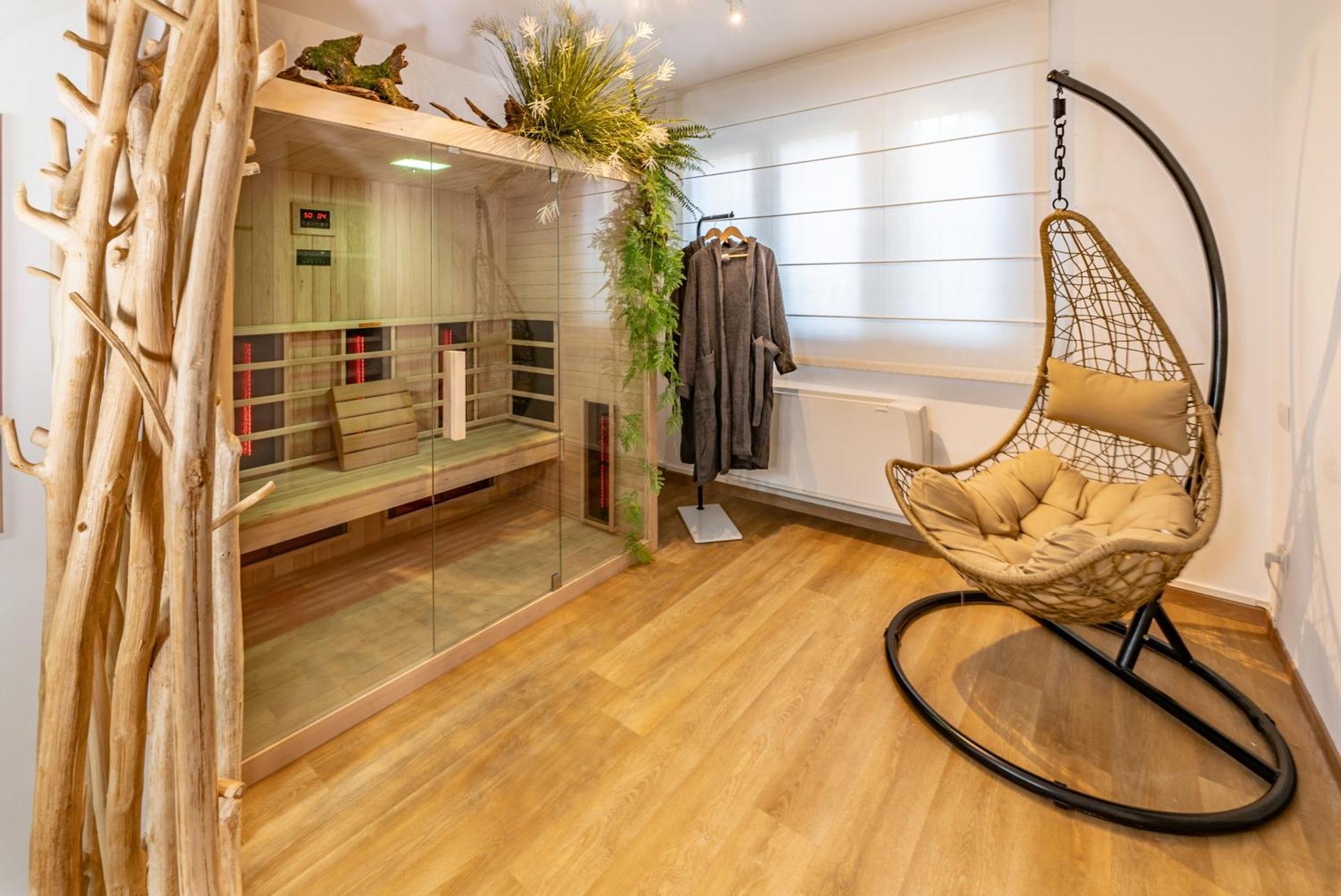 Luxe & Central Haven - Jacuzzi, Sauna, Steam, Private Parking Côme Extérieur photo