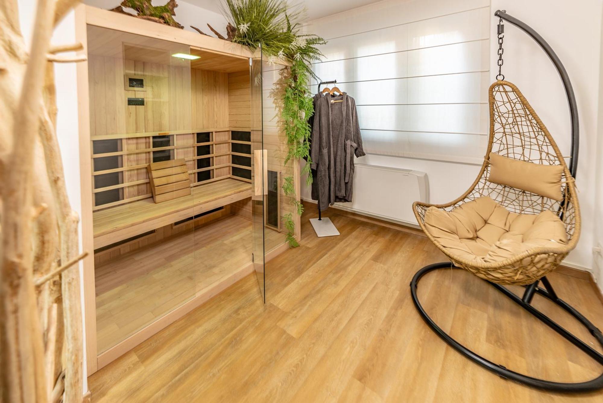 Luxe & Central Haven - Jacuzzi, Sauna, Steam, Private Parking Côme Extérieur photo